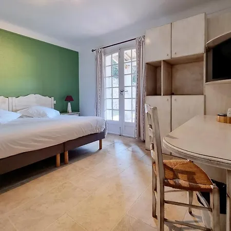 Castillon Des Baux 3* Maussane-les-Alpilles